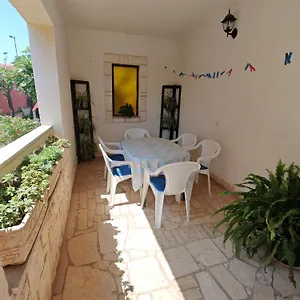  Apartment Apartments Pomer
